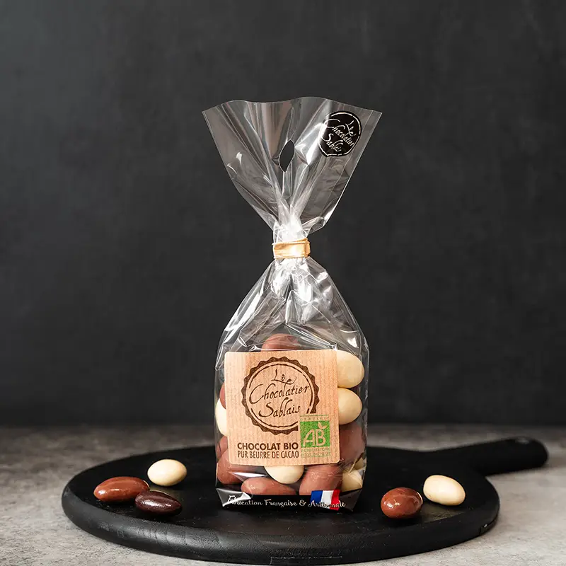 Chocolats pralinés artisanaux – Artisans du Monde